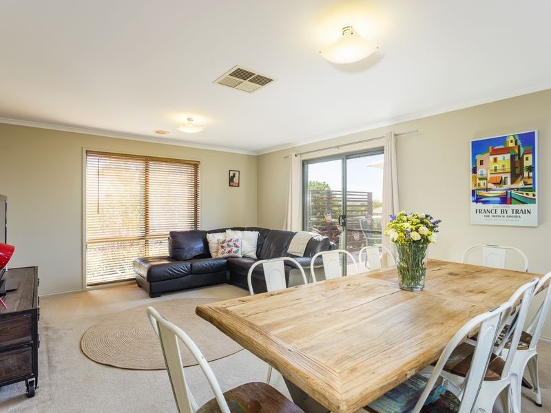 28 Narawi Avenue, Clifton Springs VIC 3222