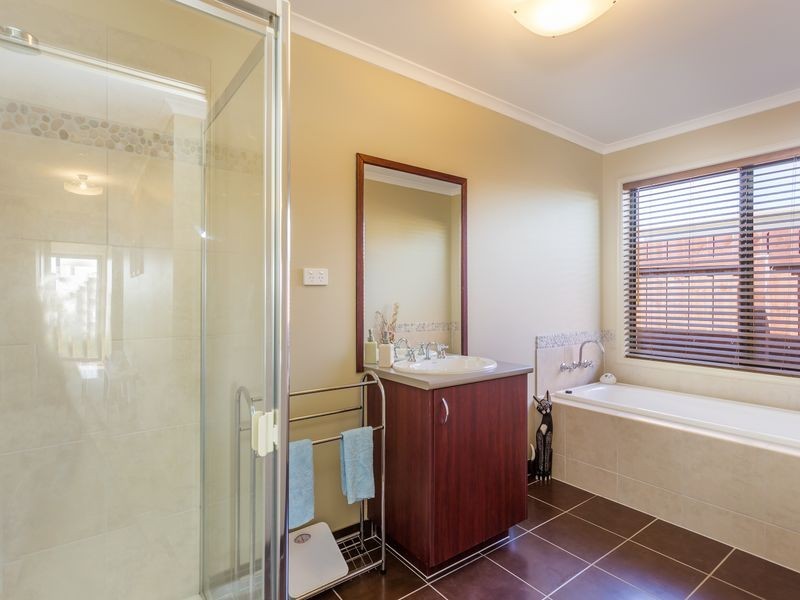 28 Narawi Avenue, Clifton Springs VIC 3222