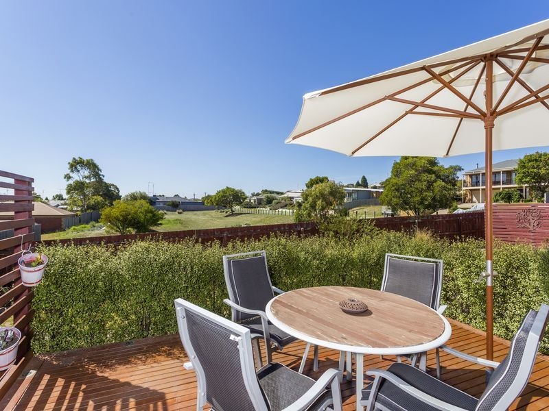 28 Narawi Avenue, Clifton Springs VIC 3222