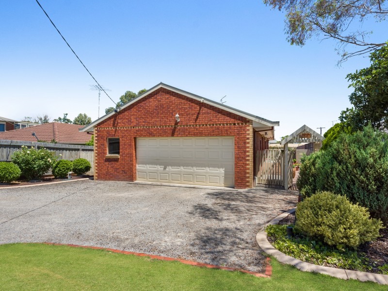 12 Gwinganna Drive, Clifton Springs VIC 3222