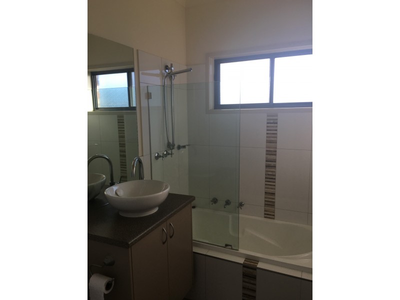 8 Carolanne Drive, Clifton Springs VIC 3222