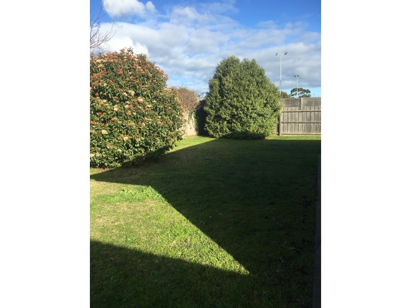 8 Carolanne Drive, Clifton Springs VIC 3222