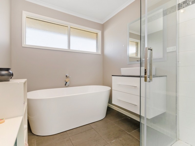 24 Dundundra Drive, Clifton Springs VIC 3222
