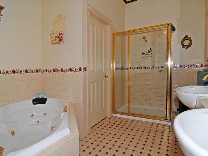4 Wintersun Court, Clifton Springs VIC 3222