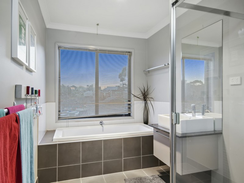 15 The Glen, Drysdale VIC 3222