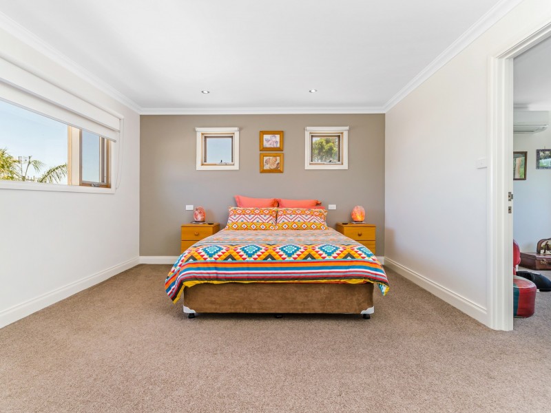 2/4 Bay Shore Avenue, Clifton Springs VIC 3222