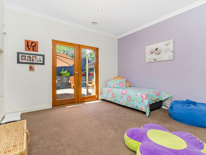 2/4 Bay Shore Avenue, Clifton Springs VIC 3222