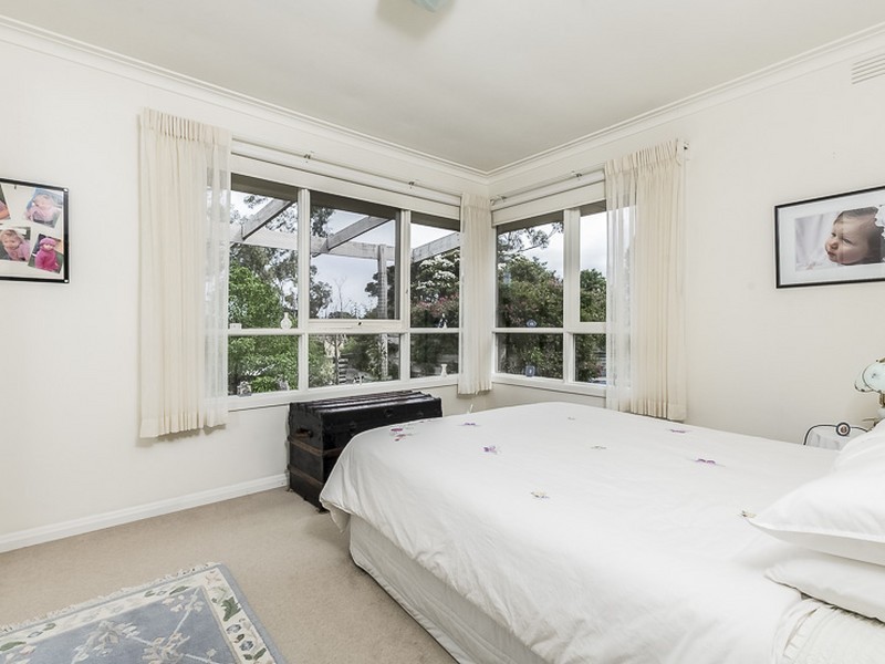 2 Sheileen Court, Drysdale VIC 3222