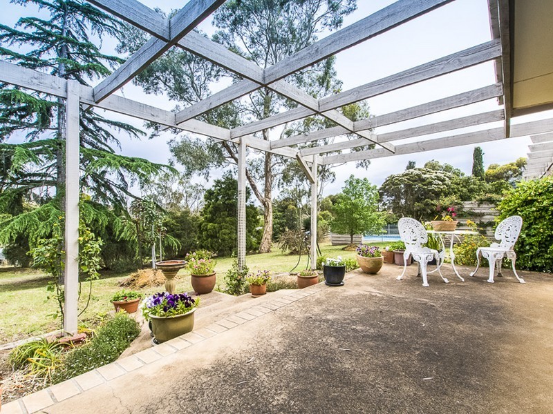 2 Sheileen Court, Drysdale VIC 3222