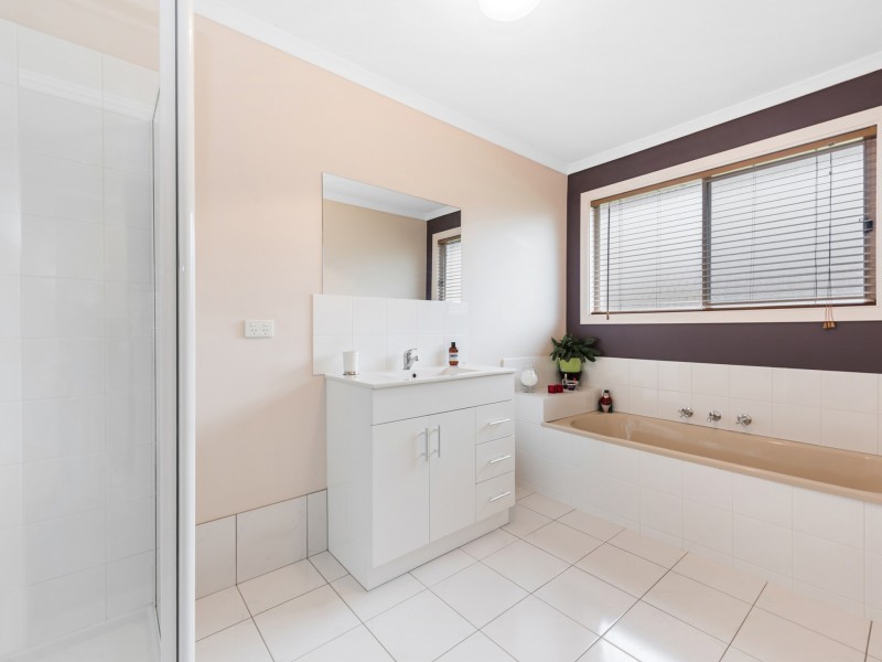 4 Turana Avenue, Clifton Springs VIC 3222