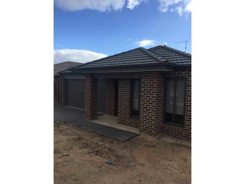 32 Border Collie Close, Curlewis VIC 3222