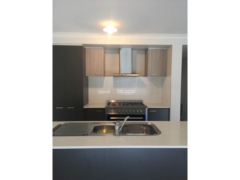 32 Border Collie Close, Curlewis VIC 3222