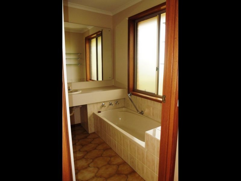 5 Elanora Way, Clifton Springs VIC 3222