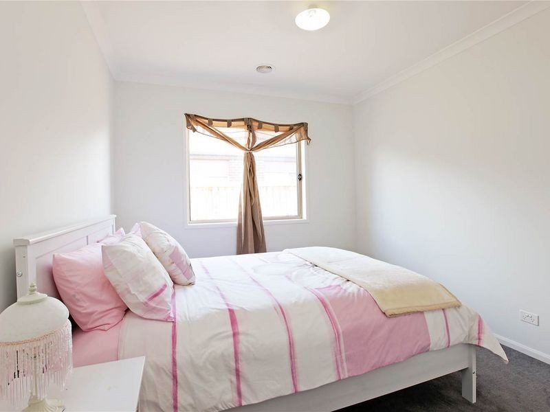 16 Baybrook Avenue, Drysdale VIC 3222