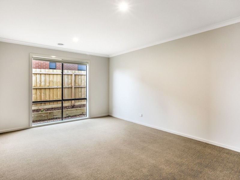 33 Border Collie Close, Curlewis VIC 3222