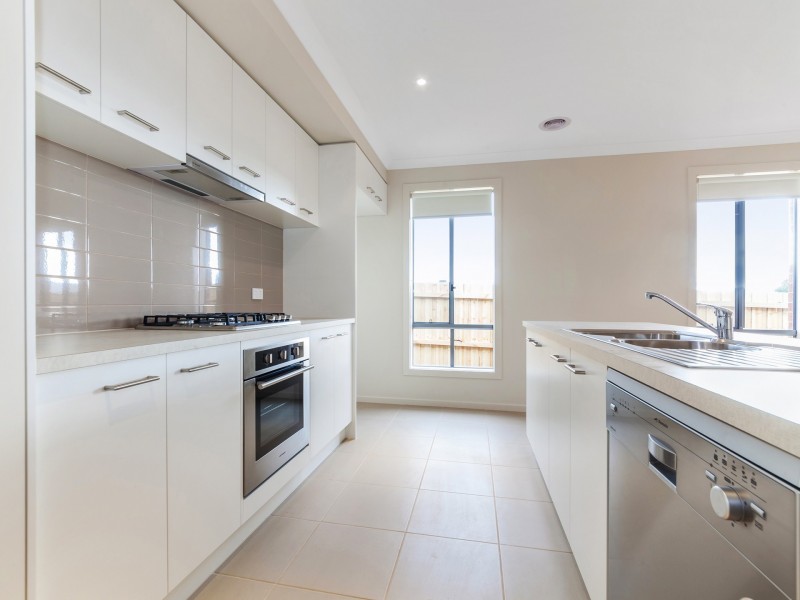 34 Border Collie Close, Curlewis VIC 3222