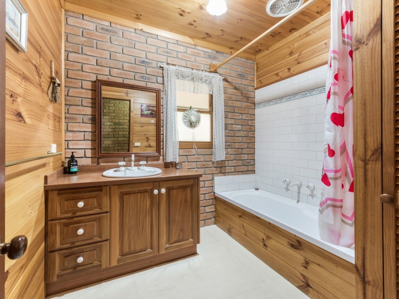 52-74 Hutchinson Court, Drysdale VIC 3222