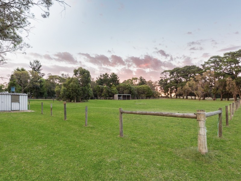 52-74 Hutchinson Court, Drysdale VIC 3222