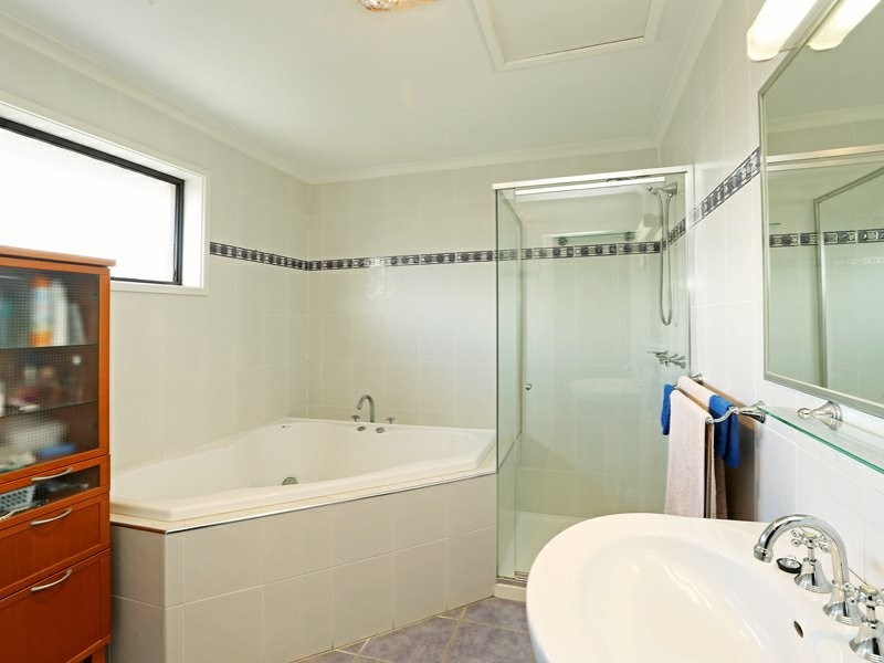 21 Country Club Drive, Clifton Springs VIC 3222