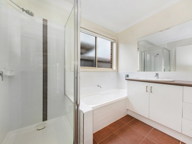 3 Adzar Road, Newcomb VIC 3219