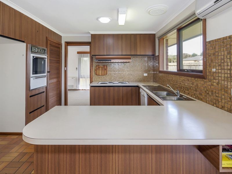 24 Bridge Street, Drysdale VIC 3222