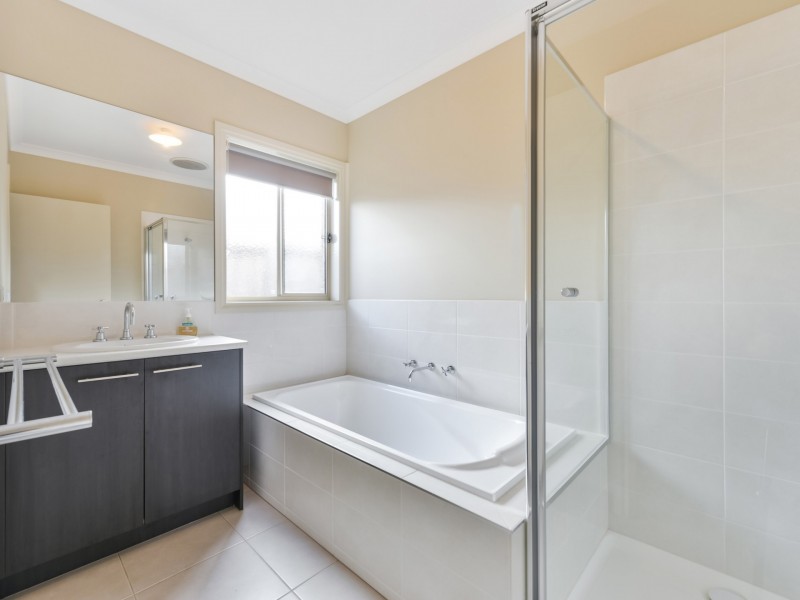 4 Vision Street, Curlewis VIC 3222