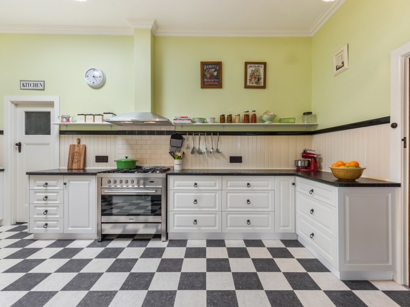 17 De Burgh Road, Drysdale VIC 3222