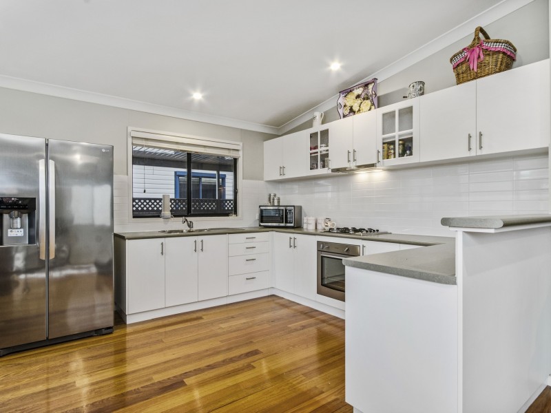 Unit 17/282-300 Clifton Avenue, Leopold VIC 3224