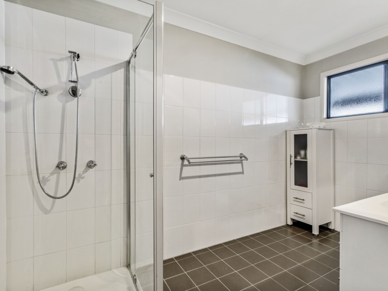 Unit 17/282-300 Clifton Avenue, Leopold VIC 3224