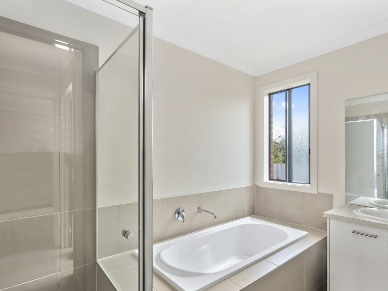 34 Border Collie Close, Curlewis VIC 3222