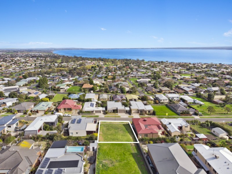 29 Narawi Avenue, Clifton Springs VIC 3222