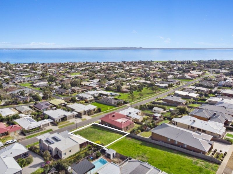 29 Narawi Avenue, Clifton Springs VIC 3222