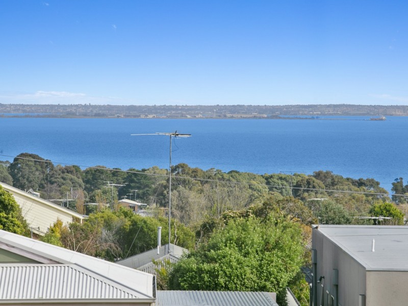 29 Narawi Avenue, Clifton Springs VIC 3222