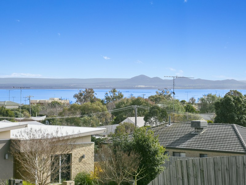 29 Narawi Avenue, Clifton Springs VIC 3222