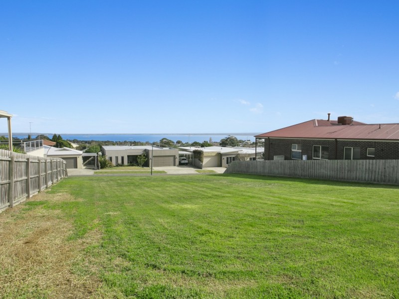 29 Narawi Avenue, Clifton Springs VIC 3222