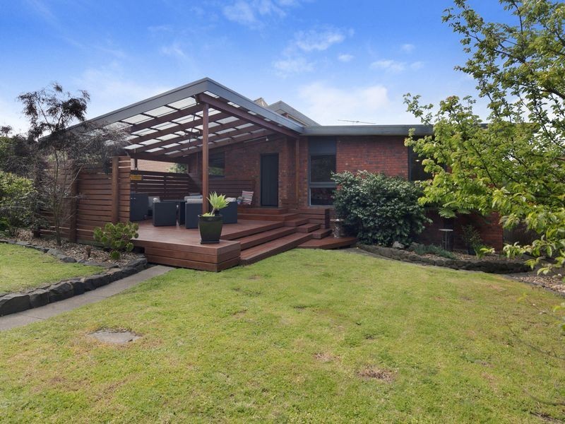 30 Boonderabbi Drive, Clifton Springs VIC 3222