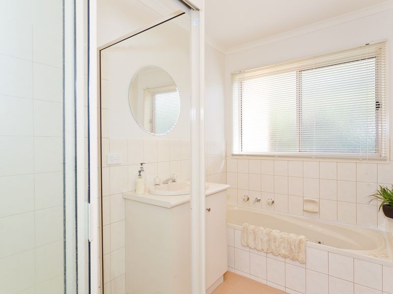 39 Thamballina Road, Clifton Springs VIC 3222