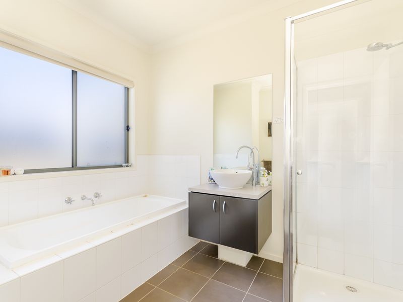 6 The Glen, Drysdale VIC 3222