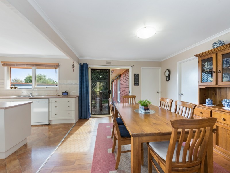 33 Parrakoola Drive, Clifton Springs VIC 3222