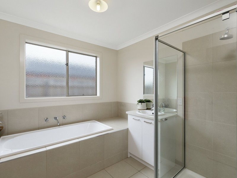 10 Meadow Drive, Curlewis VIC 3222