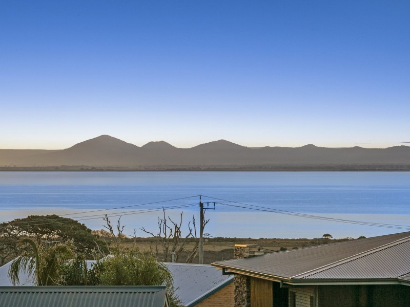 31 Golden Grove, Portarlington VIC 3223