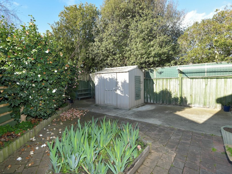 1/2 Curtis Street, Leopold VIC 3224