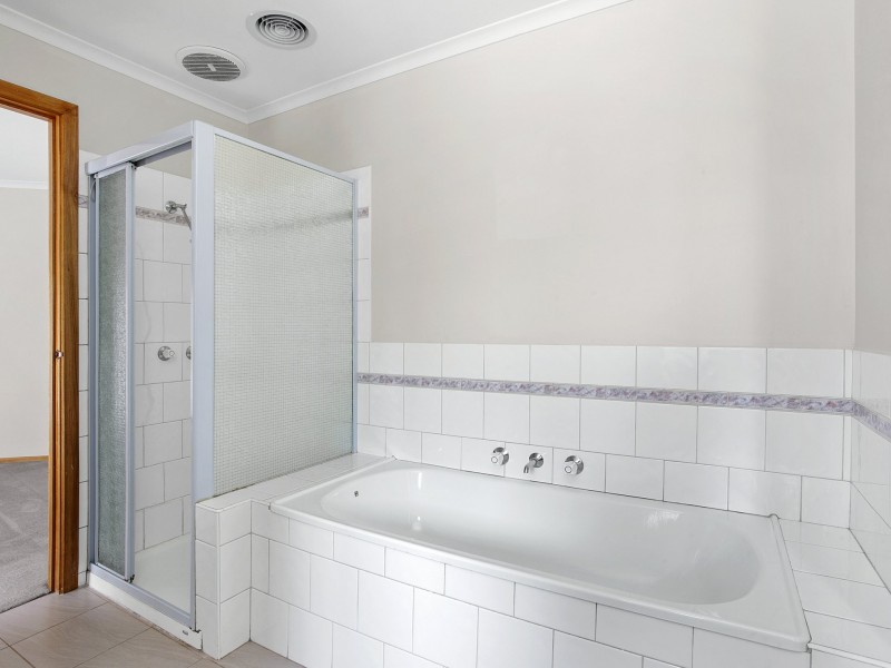 36 Maraboora Avenue, Clifton Springs VIC 3222