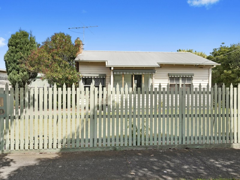 18 Tate Street, Thomson VIC 3219