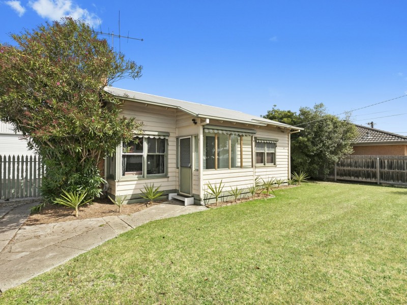 18 Tate Street, Thomson VIC 3219