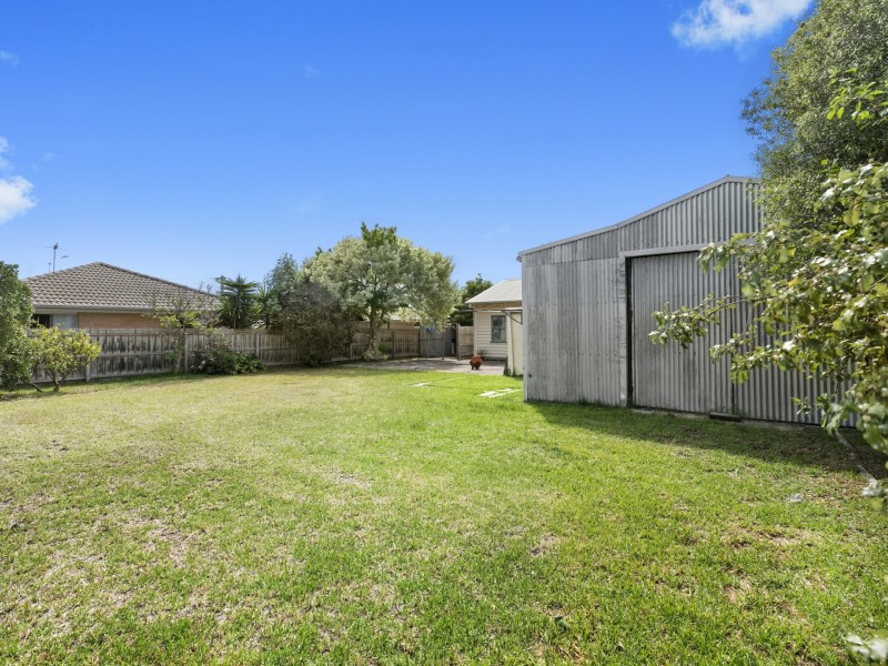 18 Tate Street, Thomson VIC 3219