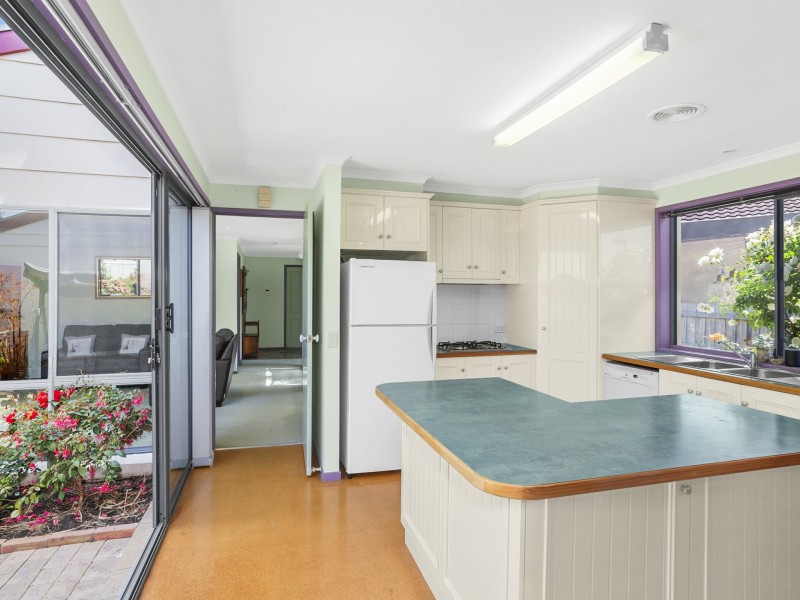 37 De Burgh Road, Drysdale VIC 3222