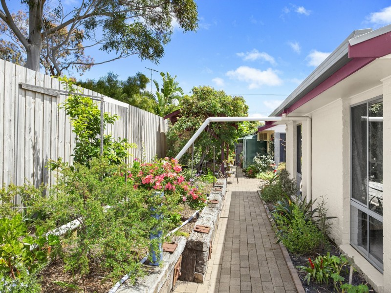 37 De Burgh Road, Drysdale VIC 3222