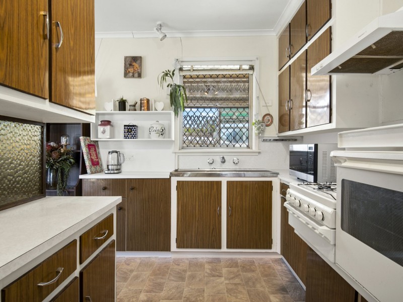 24 Winstanley Rd, Thomson VIC 3219