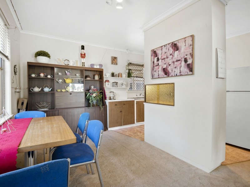 24 Winstanley Rd, Thomson VIC 3219